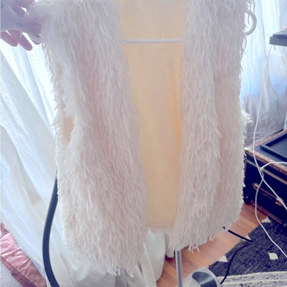 Mystree Shaggy Faux Fur Vest in Ivory